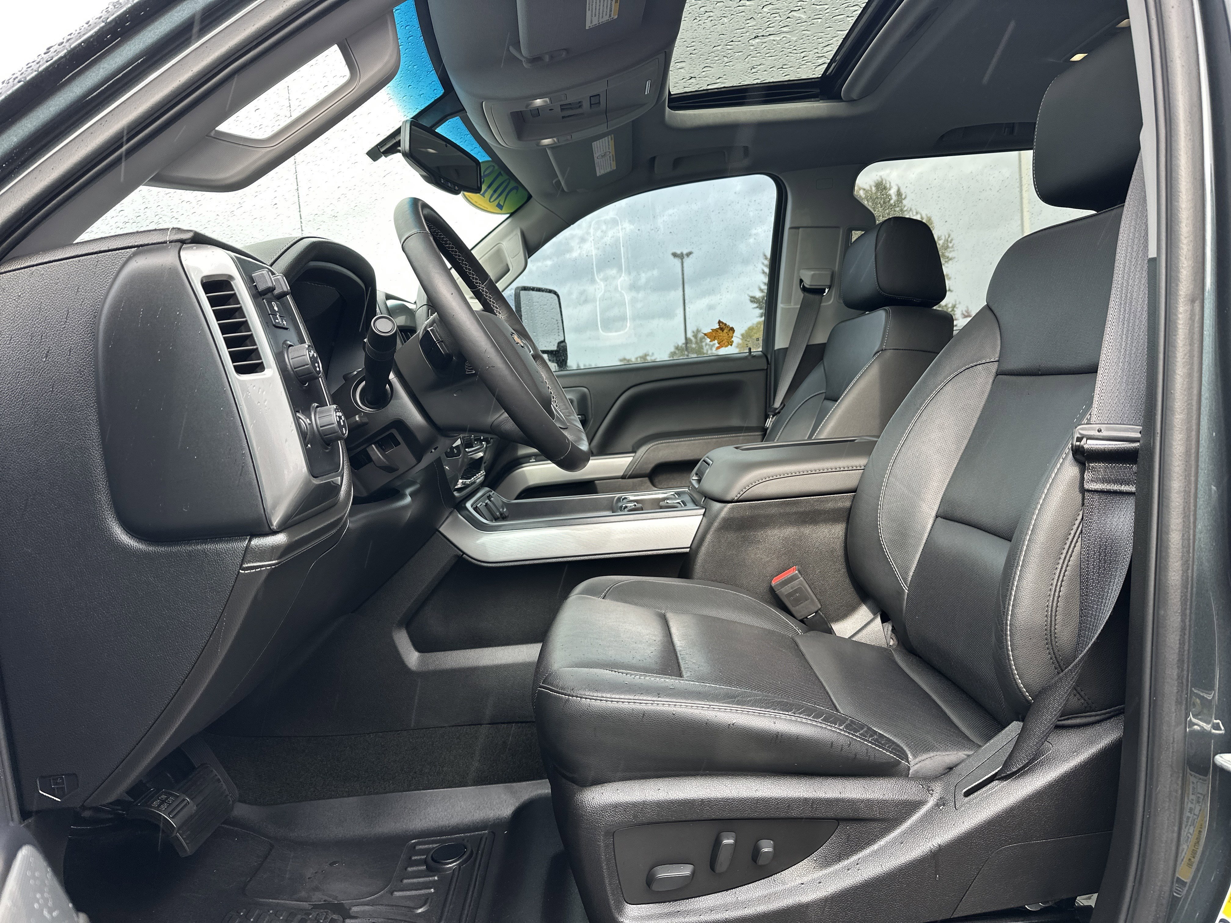 Used 2018 Chevrolet Silverado 2500 LTZ w/ Duramax Plus Package image 9