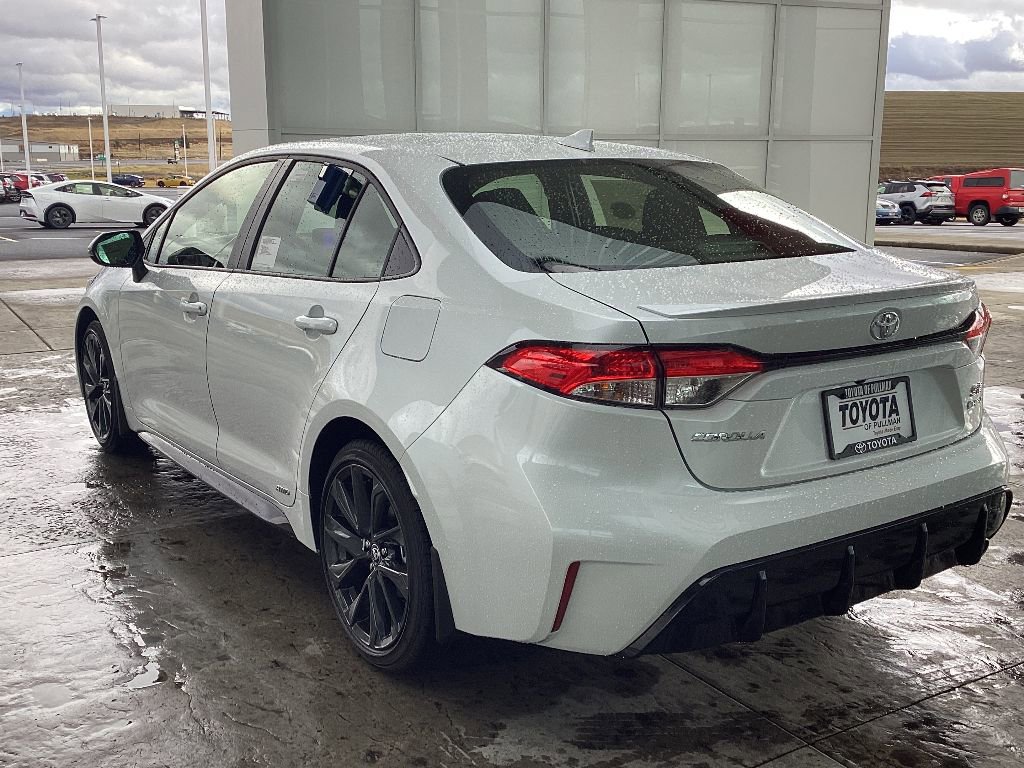 New 2026 Toyota Corolla SE image 6