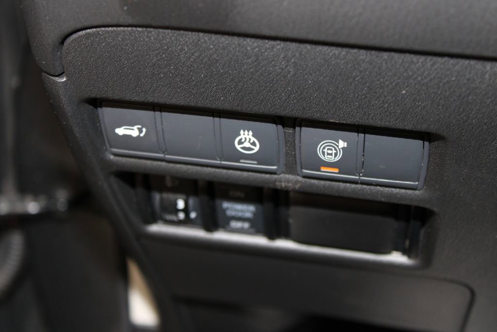 Used 2018 INFINITI QX80 4WD w/ Driver Assistance Package image 22