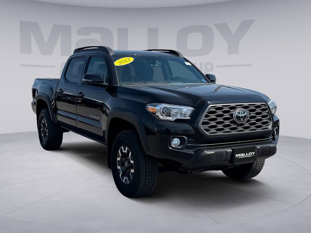 Used 2021 Toyota Tacoma TRD Off-Road AWD/4WD image 7
