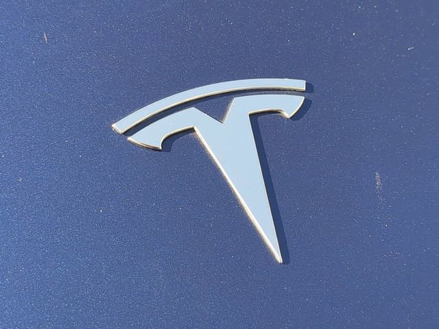 Used 2020 Tesla Model Y Long Range image 13