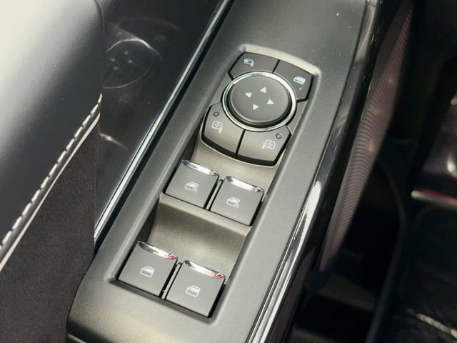 New 2025 Ford F150 Lightning Platinum image 30