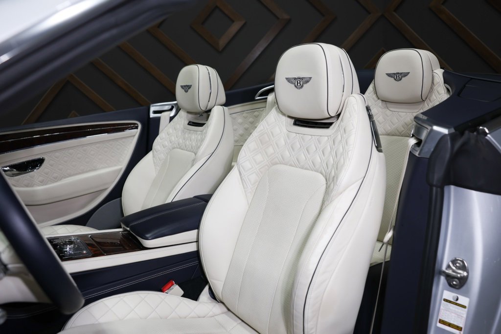 Used 2021 Bentley Continental GT image 28
