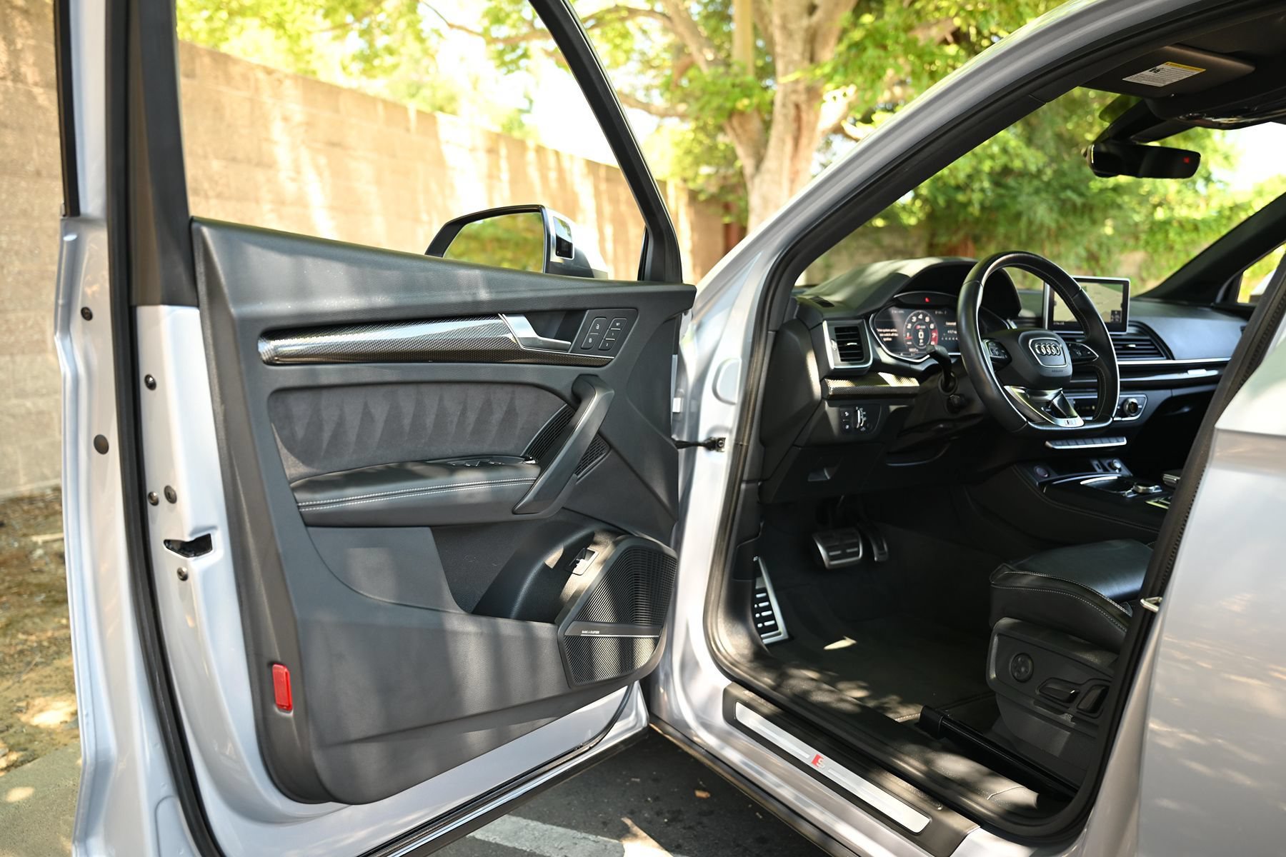 Used 2019 Audi SQ5 Premium Plus AWD/4WD image 10