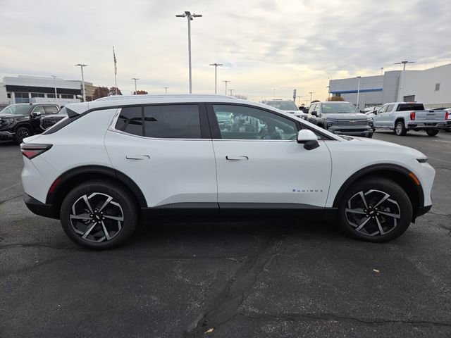 New 2026 Chevrolet Equinox EV LT image 23