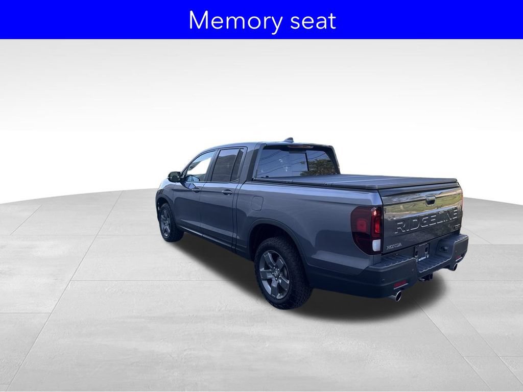 Certified 2025 Honda Ridgeline TrailSport image 8