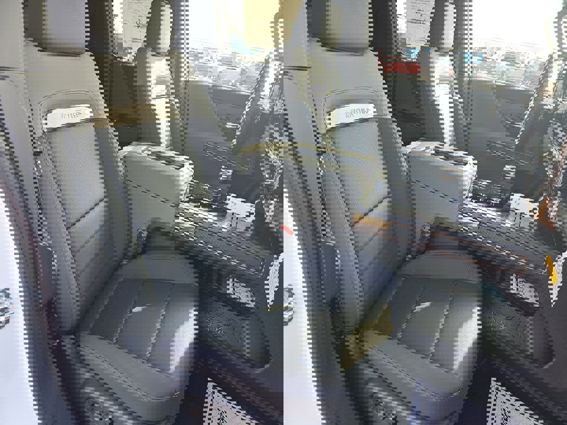 New 2025 GMC Hummer EV 3X w/ LPO, Cargo Utility Package image 34