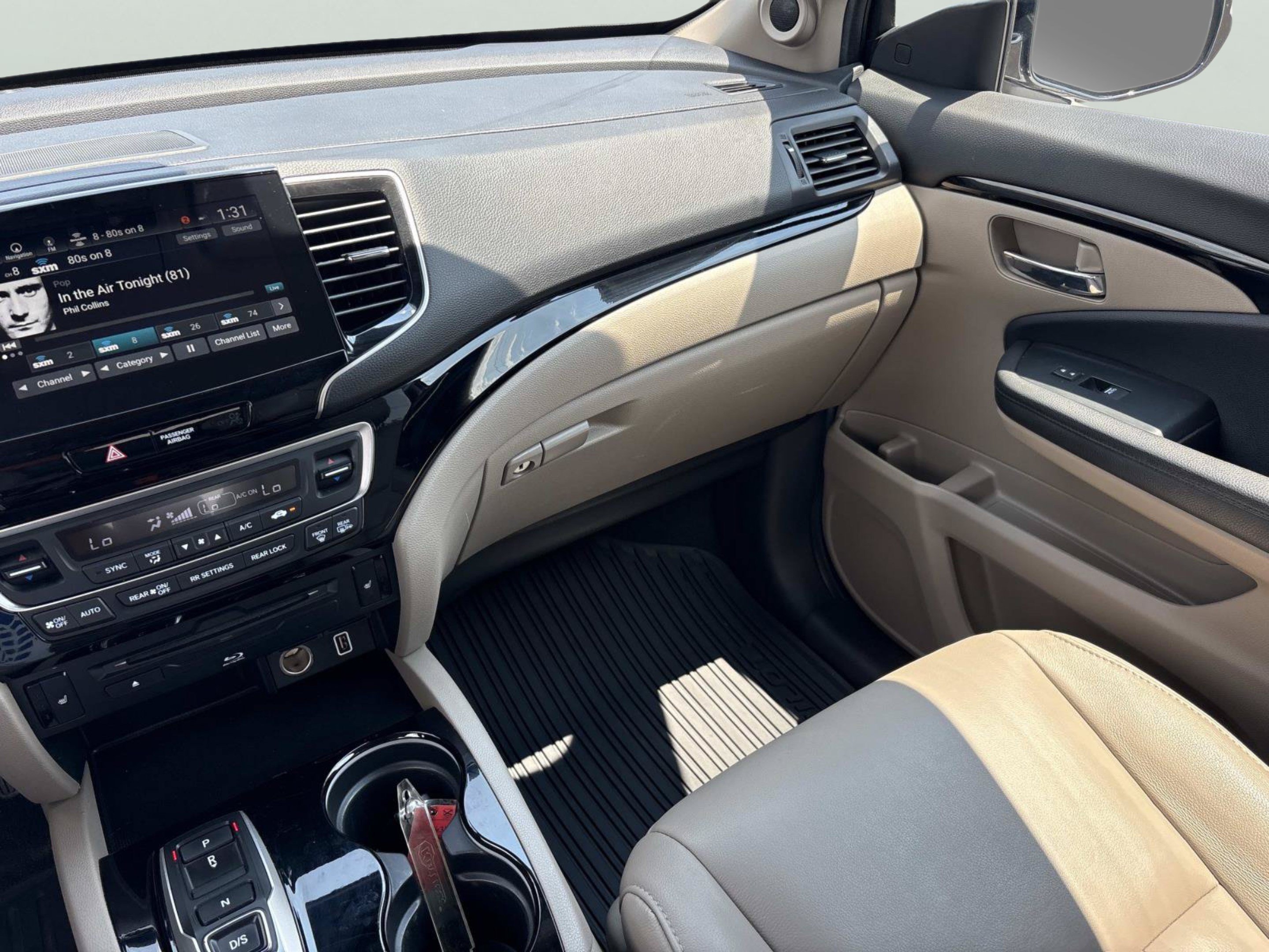 Used 2020 Honda Pilot Touring image 11