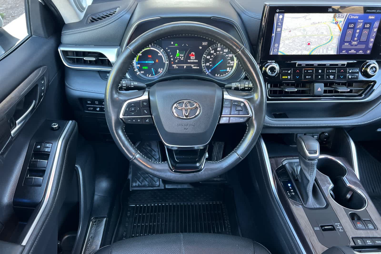 Used 2021 Toyota Highlander Platinum AWD/4WD image 15
