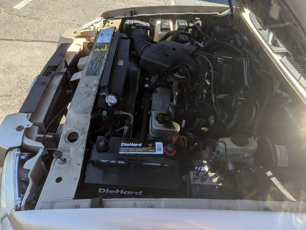 Used 2003 Ford Explorer Sport Trac XLS RWD image 39
