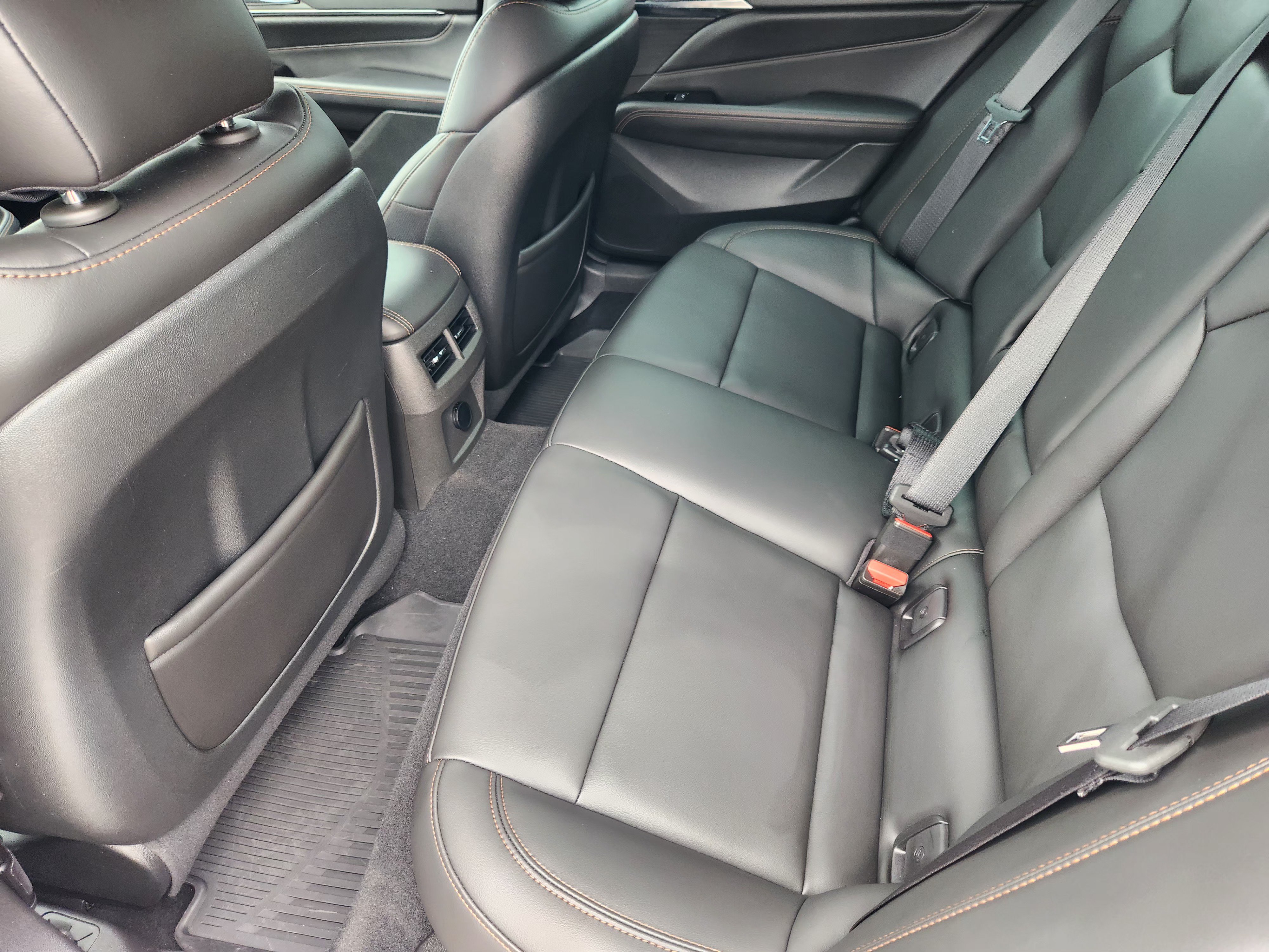 Used 2025 Cadillac CT4 Sport w/ Technology Package RWD image 31