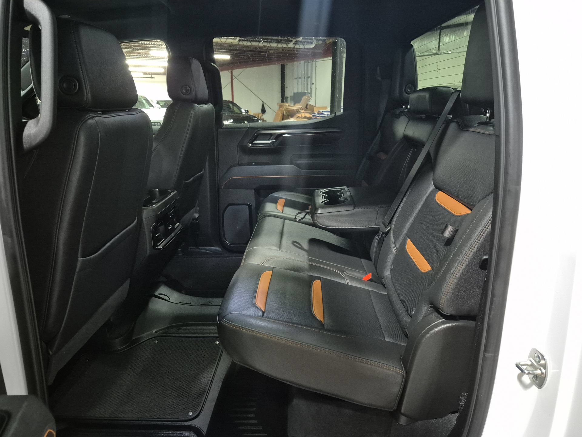 Certified 2025 GMC Sierra 1500 AT4 AWD/4WD image 26