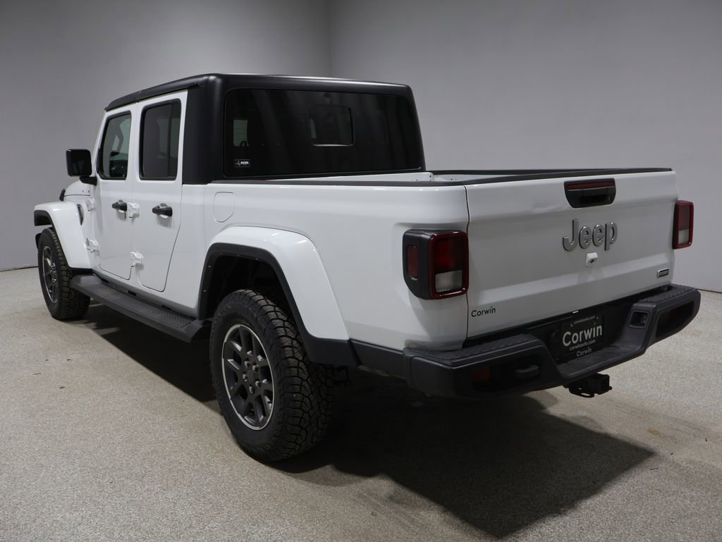 Used 2021 Jeep Gladiator Overland AWD/4WD image 6