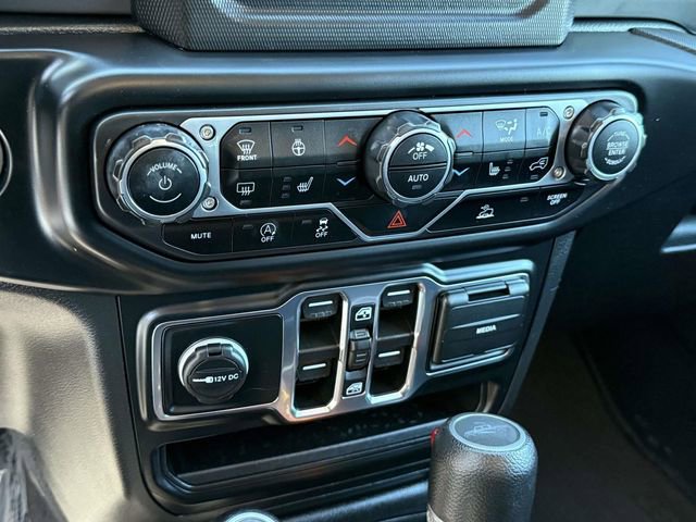 Used 2023 Jeep Gladiator Sport AWD/4WD image 15