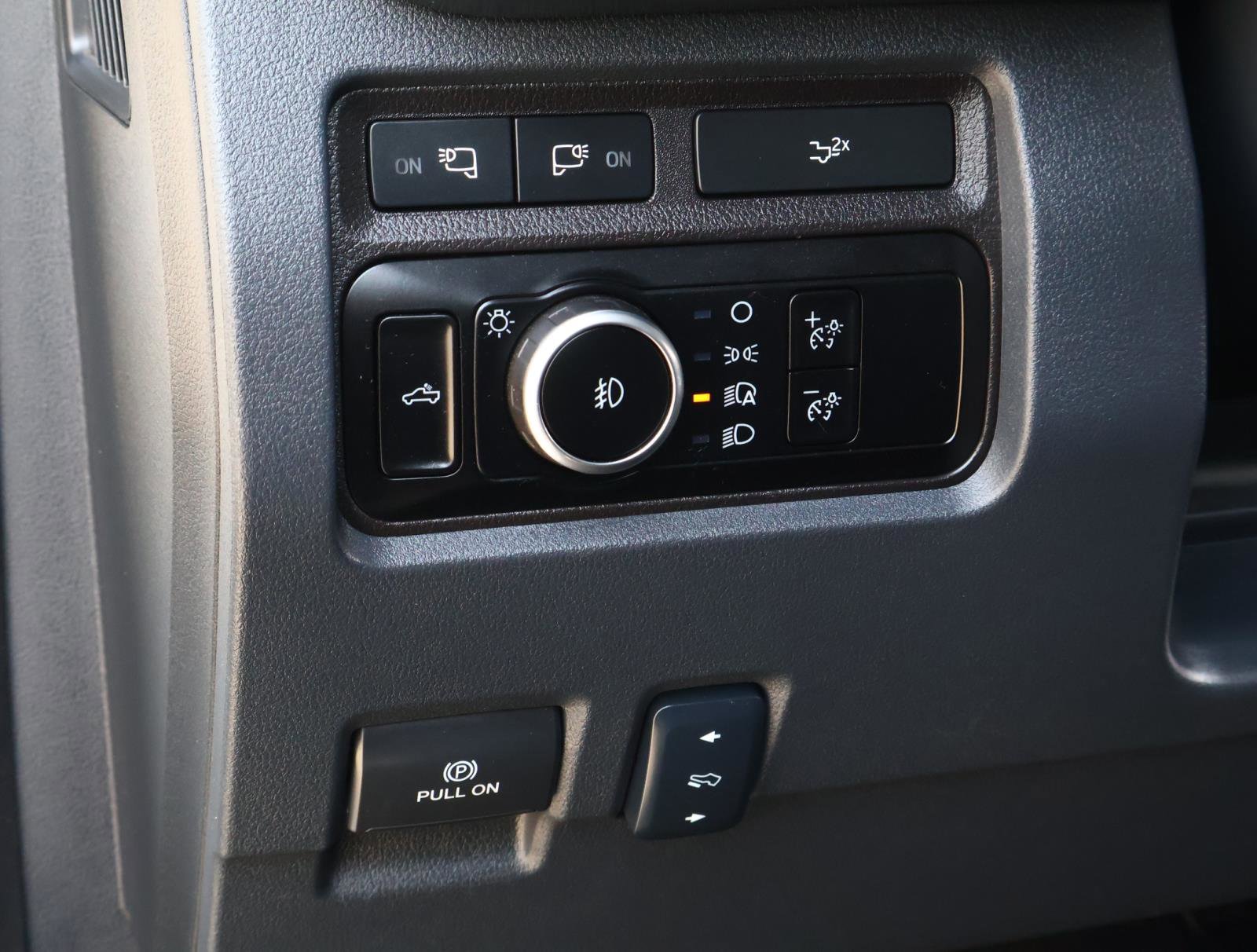 Used 2024 Ford F350 Lariat w/ Lariat Ultimate Package image 23