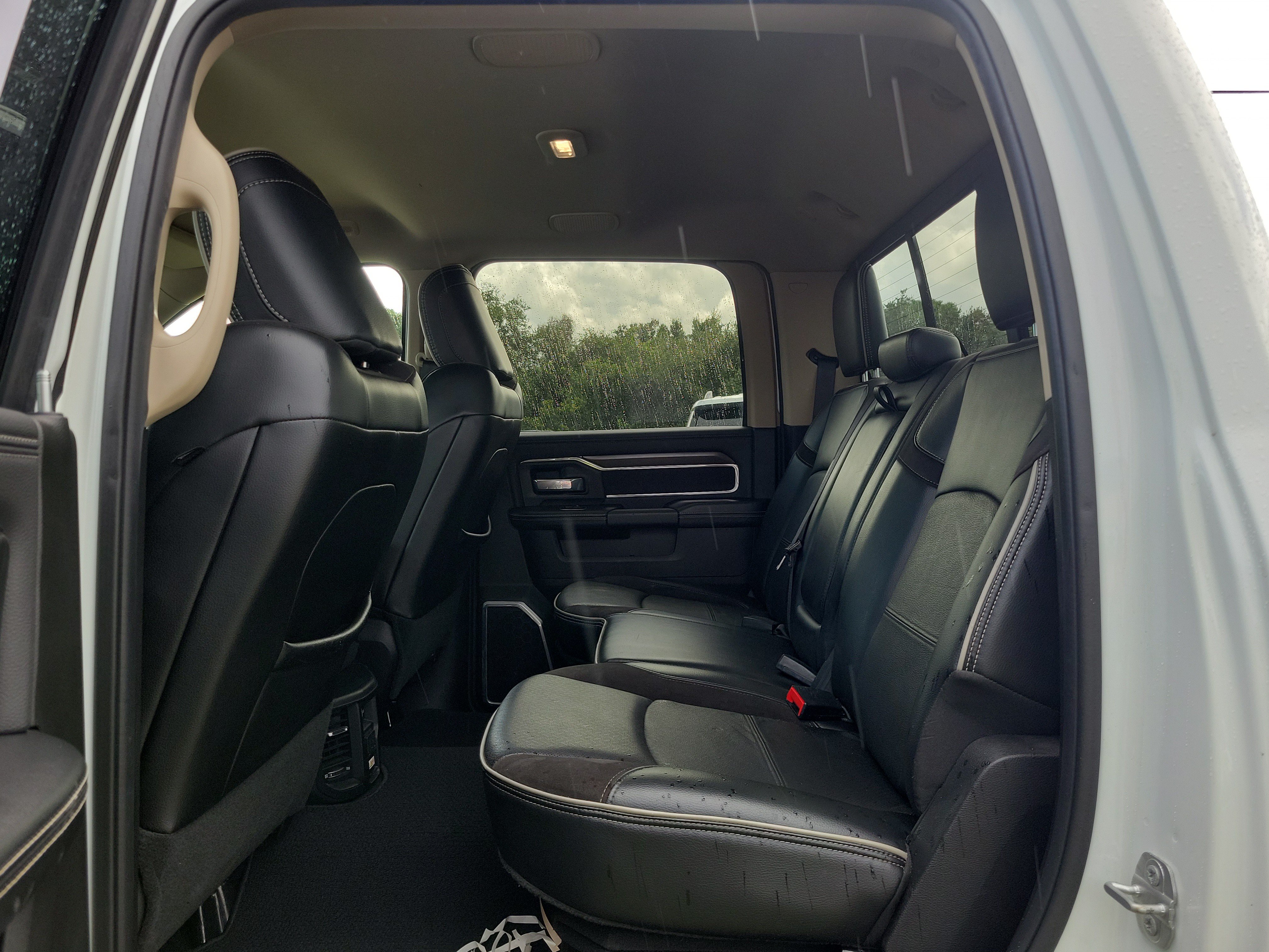 Used 2022 RAM 2500 Laramie AWD/4WD image 8