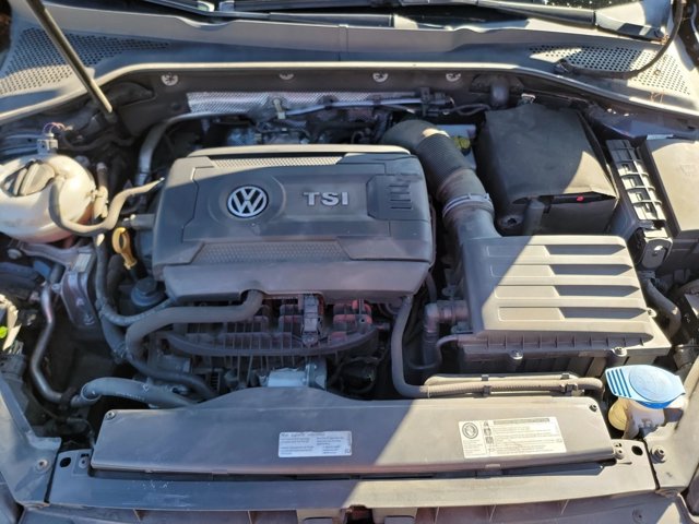 Used 2017 Volkswagen Golf Wolfsburg Edition FWD image 27