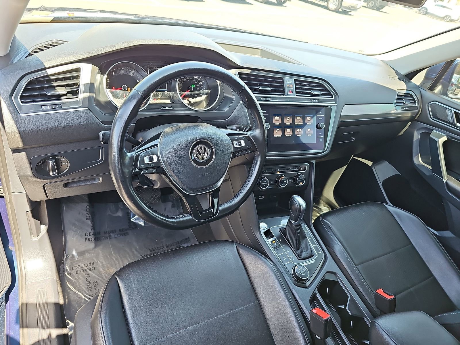 Used 2018 Volkswagen Tiguan SE AWD/4WD image 15