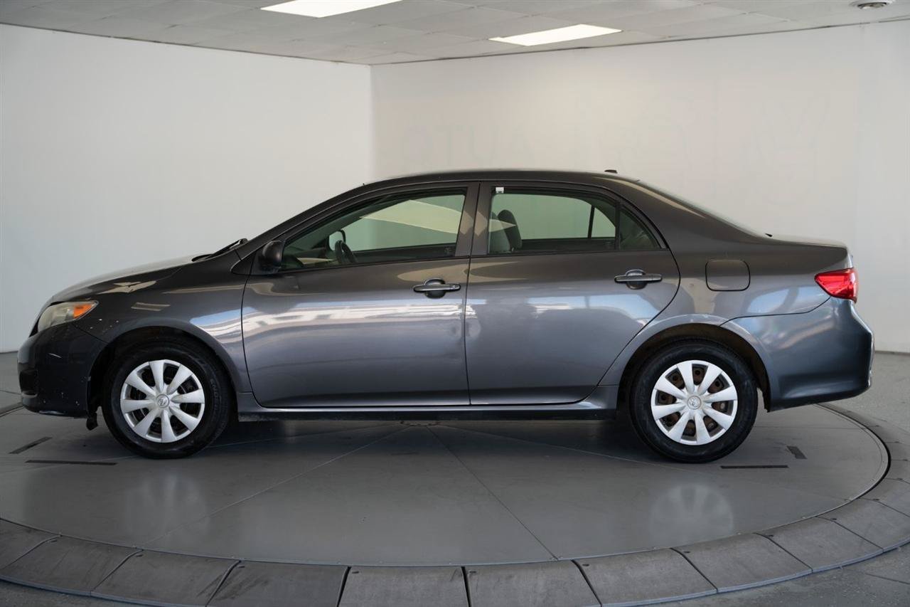 Used 2009 Toyota Corolla w/ All Weather Guard Pkg FWD image 4