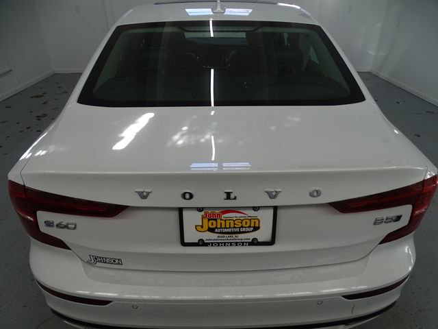 Used 2022 Volvo S60 B5 Inscription AWD/4WD image 21