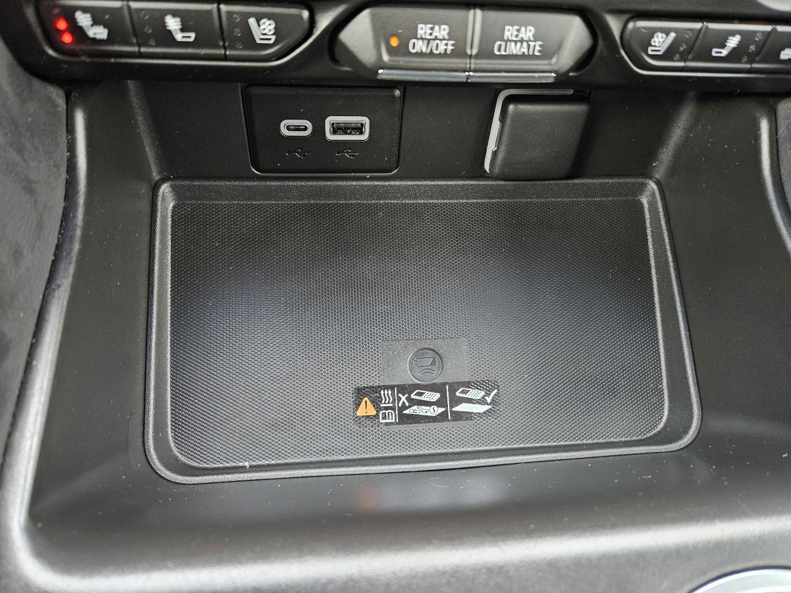 Used 2024 Chevrolet Tahoe Premier AWD/4WD image 16