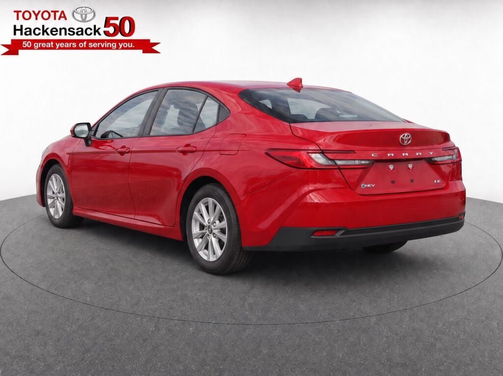 Used 2026 Toyota Camry LE FWD image 35