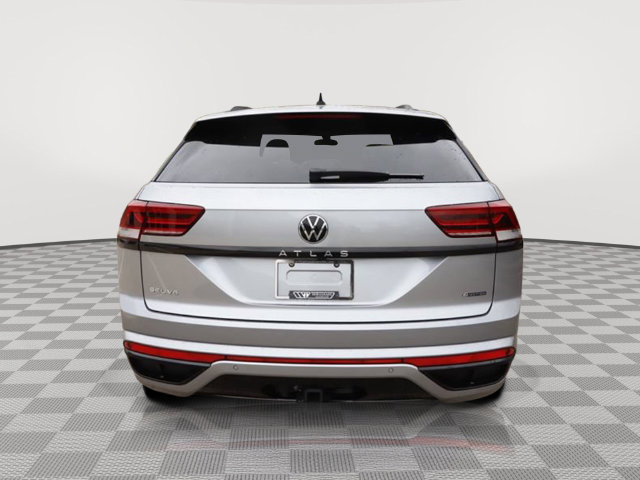 Used 2023 Volkswagen Atlas Cross Sport SEL R-Line AWD/4WD image 4