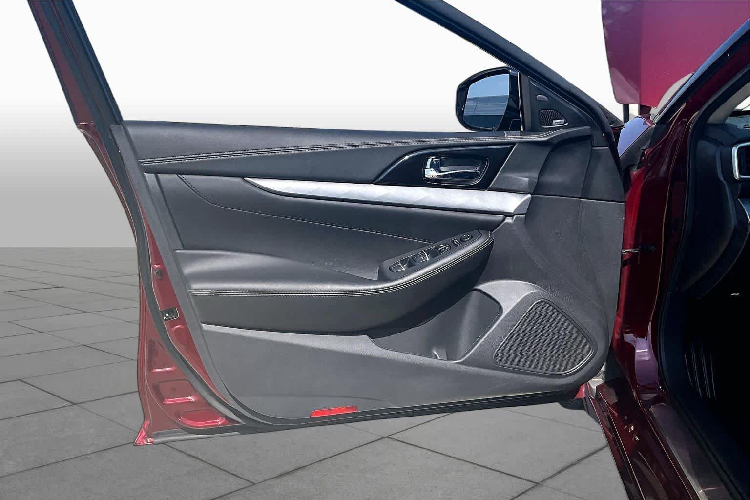 Used 2018 Nissan Maxima 3.5 SL FWD image 24