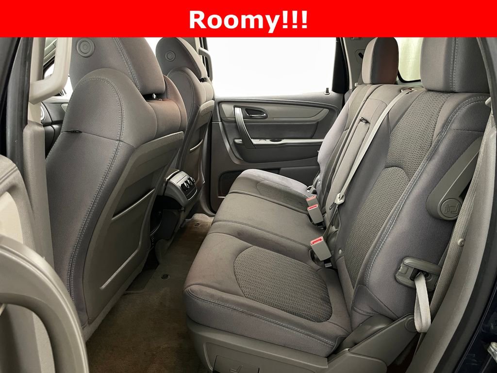 Used 2015 Chevrolet Traverse LS w/ LPO, 'HIT The Road' Package FWD image 8