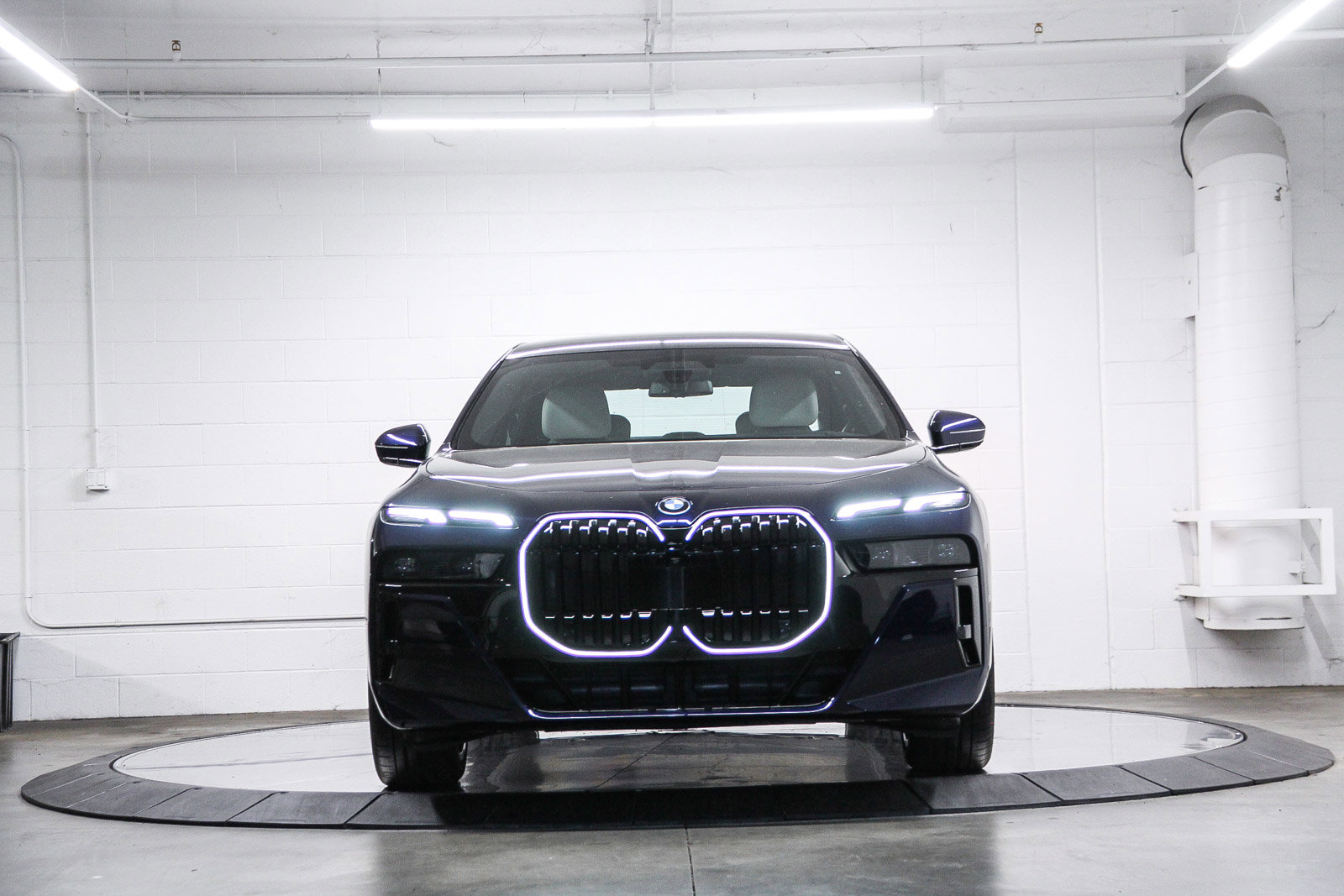 New 2026 BMW i7 eDrive50 w/ M Sport Package RWD video 2