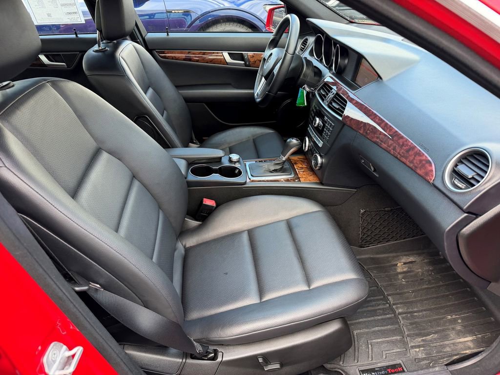 Used 2012 Mercedes-Benz C 300 4MATIC Sedan image 12