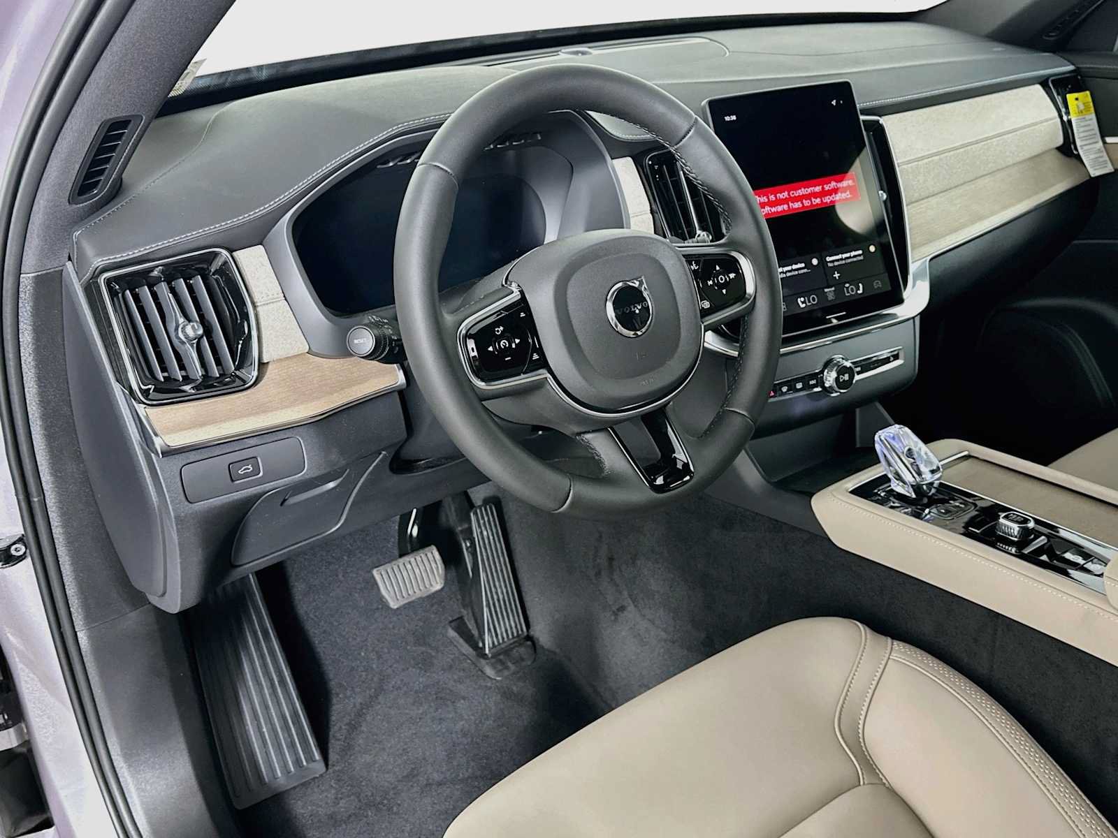New 2026 Volvo XC90 B5 Plus AWD/4WD image 9