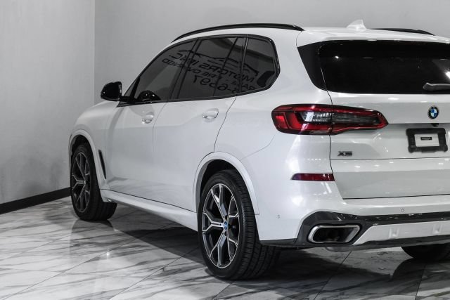 Used 2020 BMW X5 M50i AWD/4WD image 13