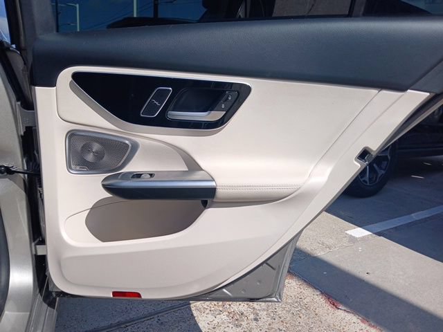 Used 2024 Mercedes-Benz C 300 Sedan image 11