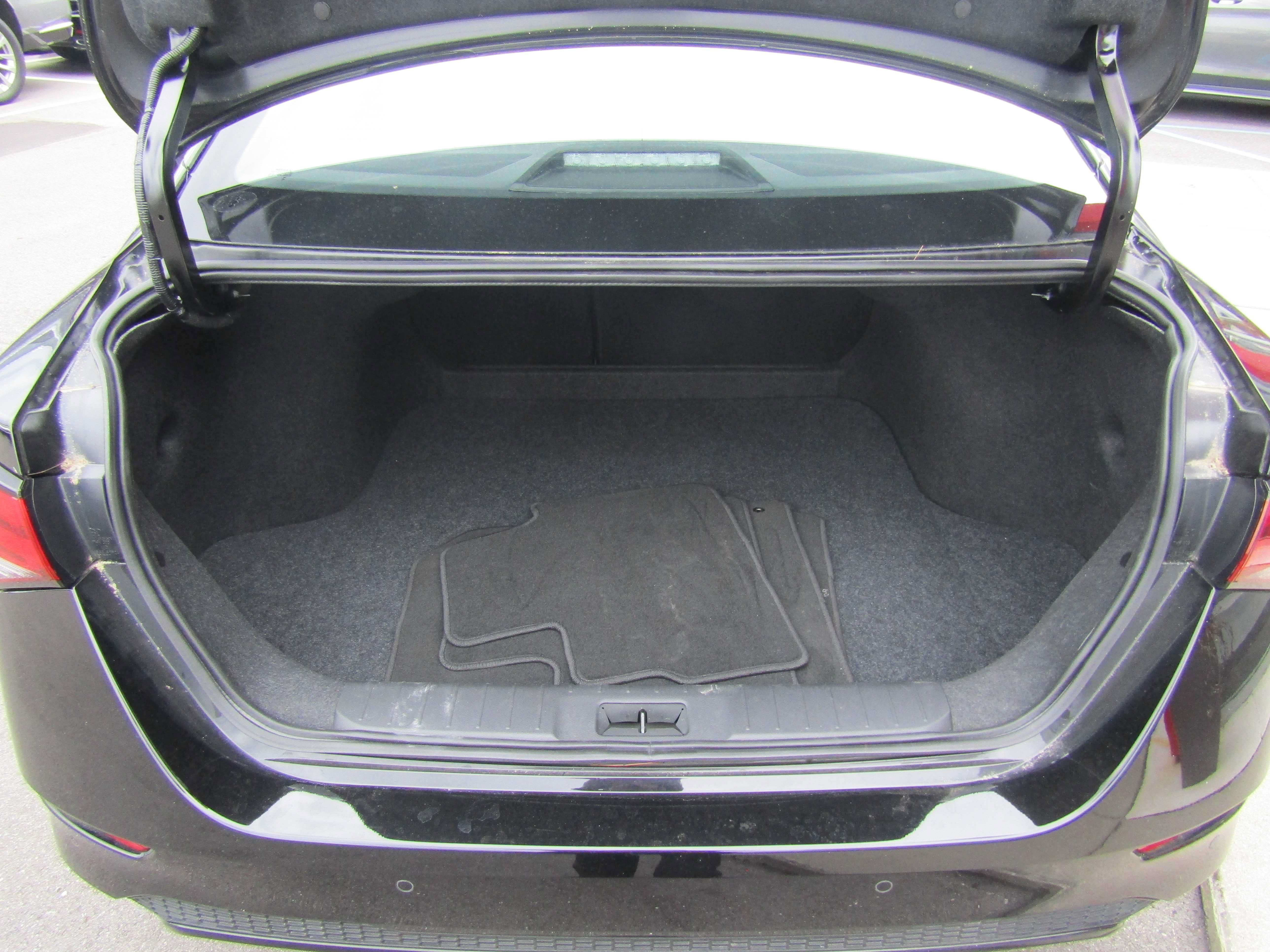 Used 2025 Nissan Sentra S FWD image 22