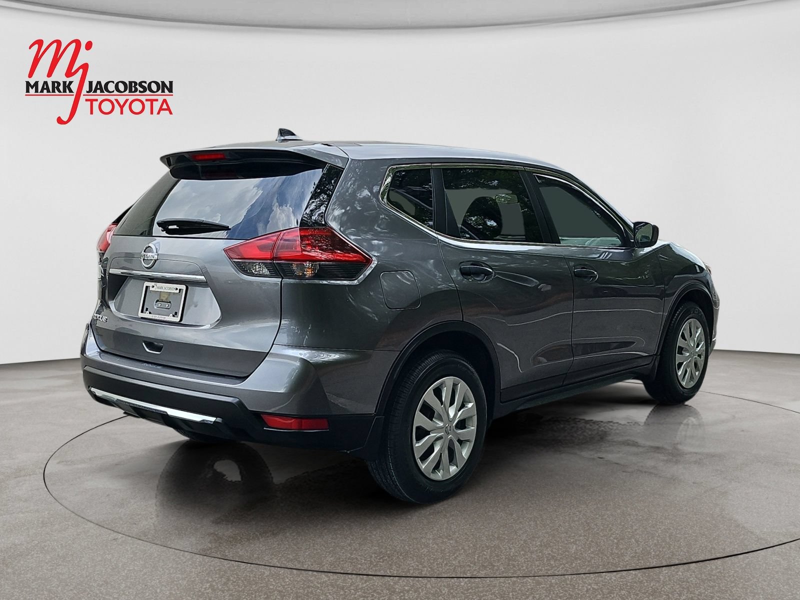 Used 2020 Nissan Rogue S FWD image 8
