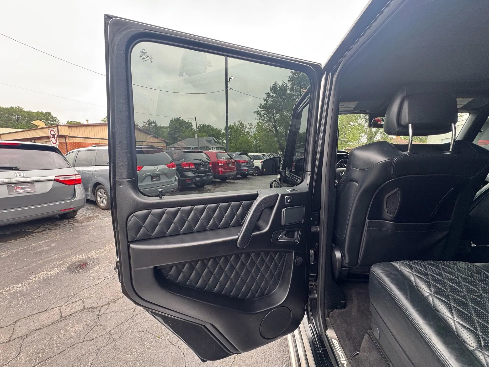 Used 2015 Mercedes-Benz G 63 AMG 4MATIC image 14