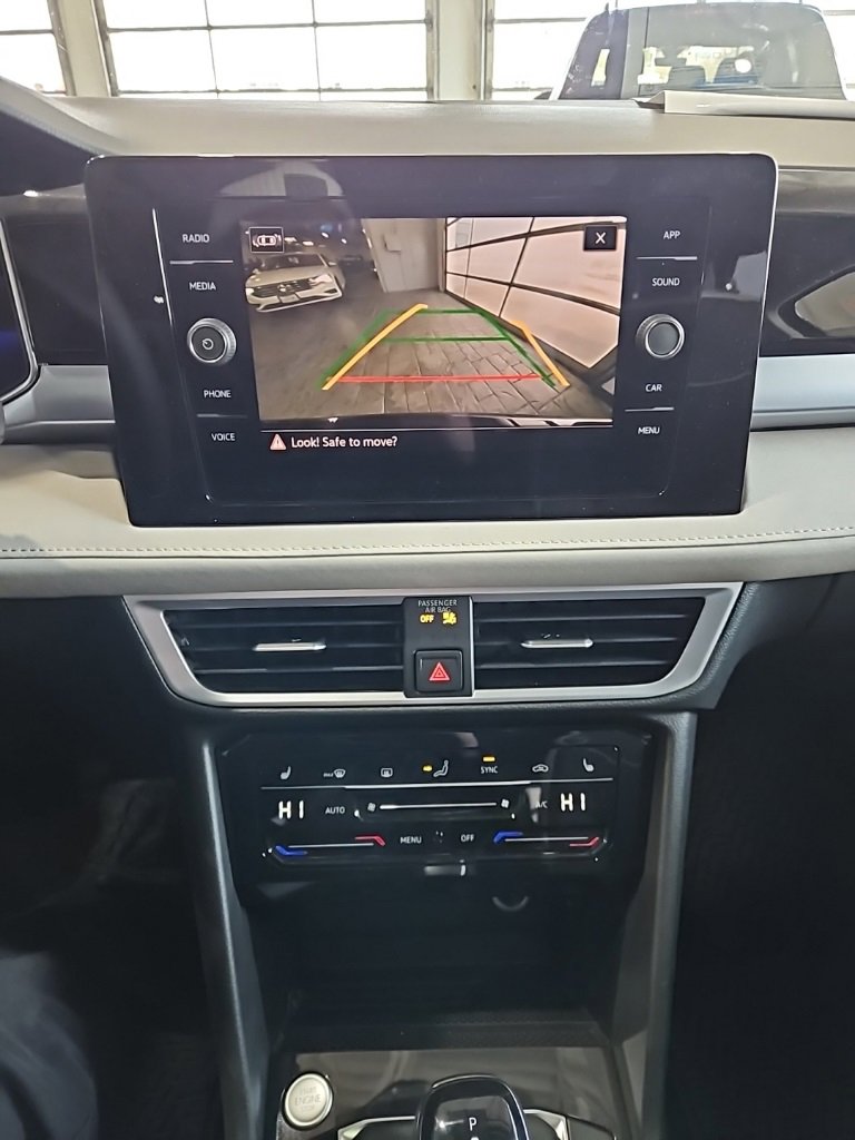 New 2026 Volkswagen Taos SE image 31