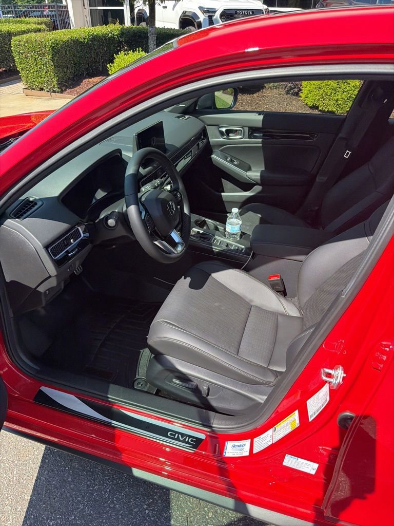 Used 2026 Honda Civic Sport Touring image 8