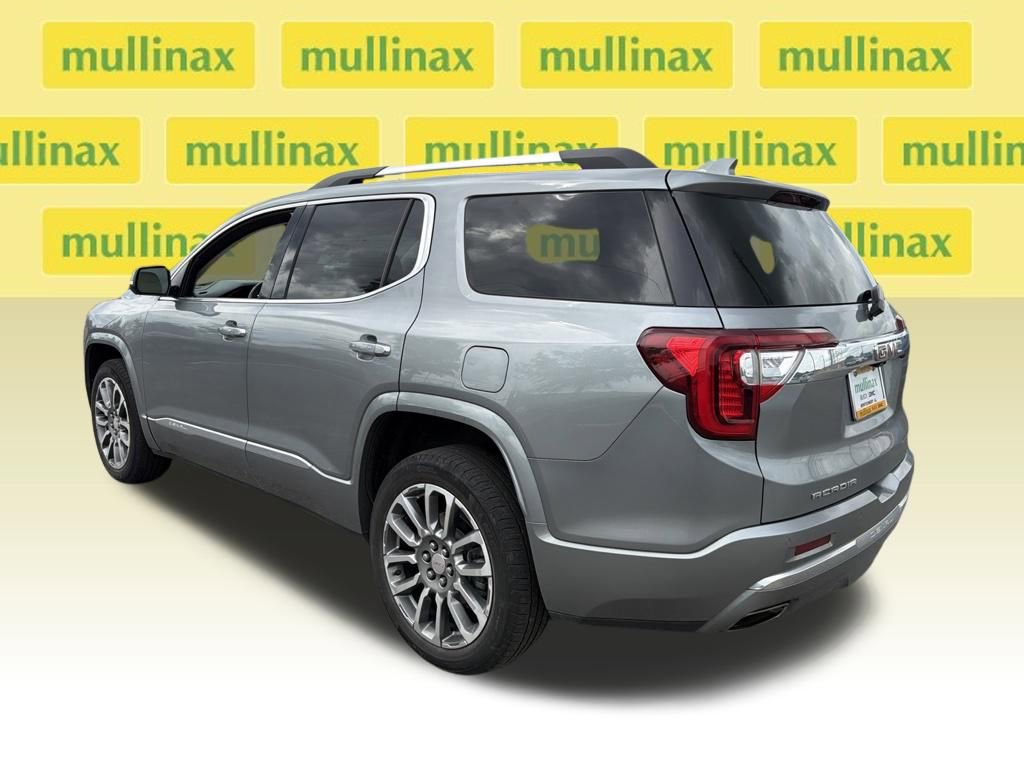 Used 2023 GMC Acadia Denali w/ Denali Ultimate Package FWD image 8
