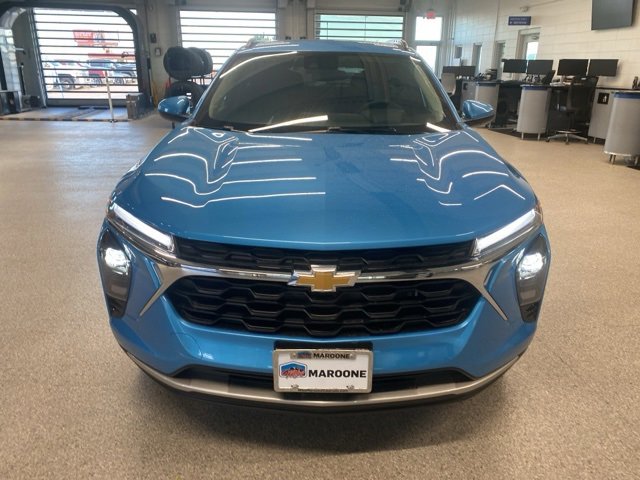 New 2025 Chevrolet Trax LT w/ Driver Confidence Package image 2