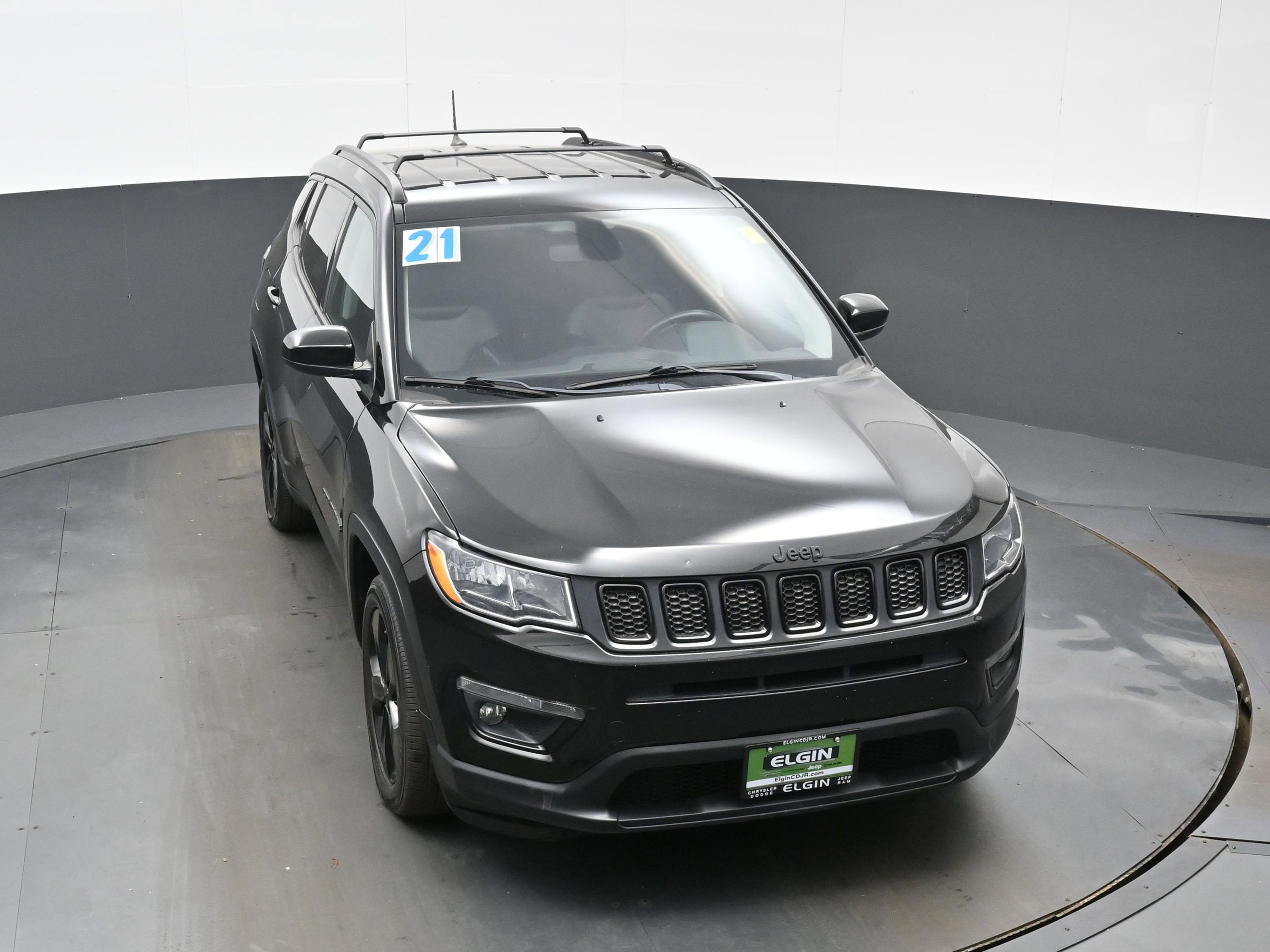 Used 2021 Jeep Compass Latitude FWD image 37