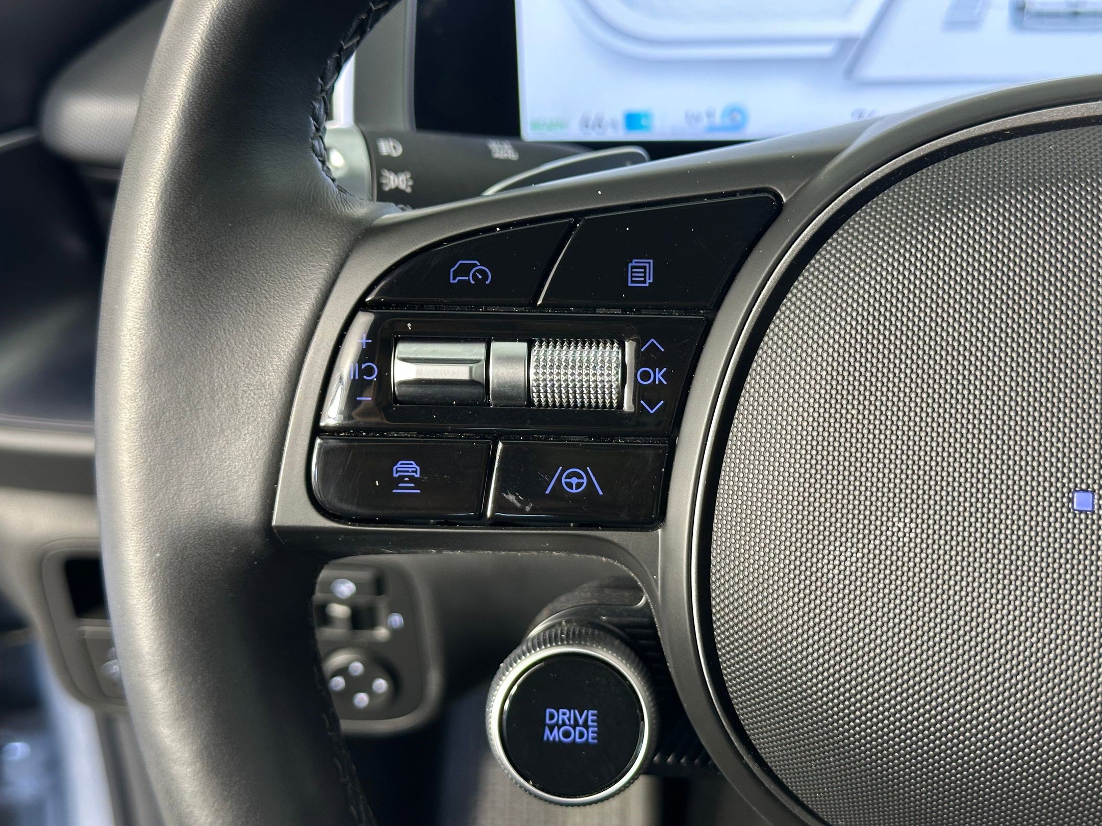 Used 2024 Hyundai Ioniq 6 Limited image 13