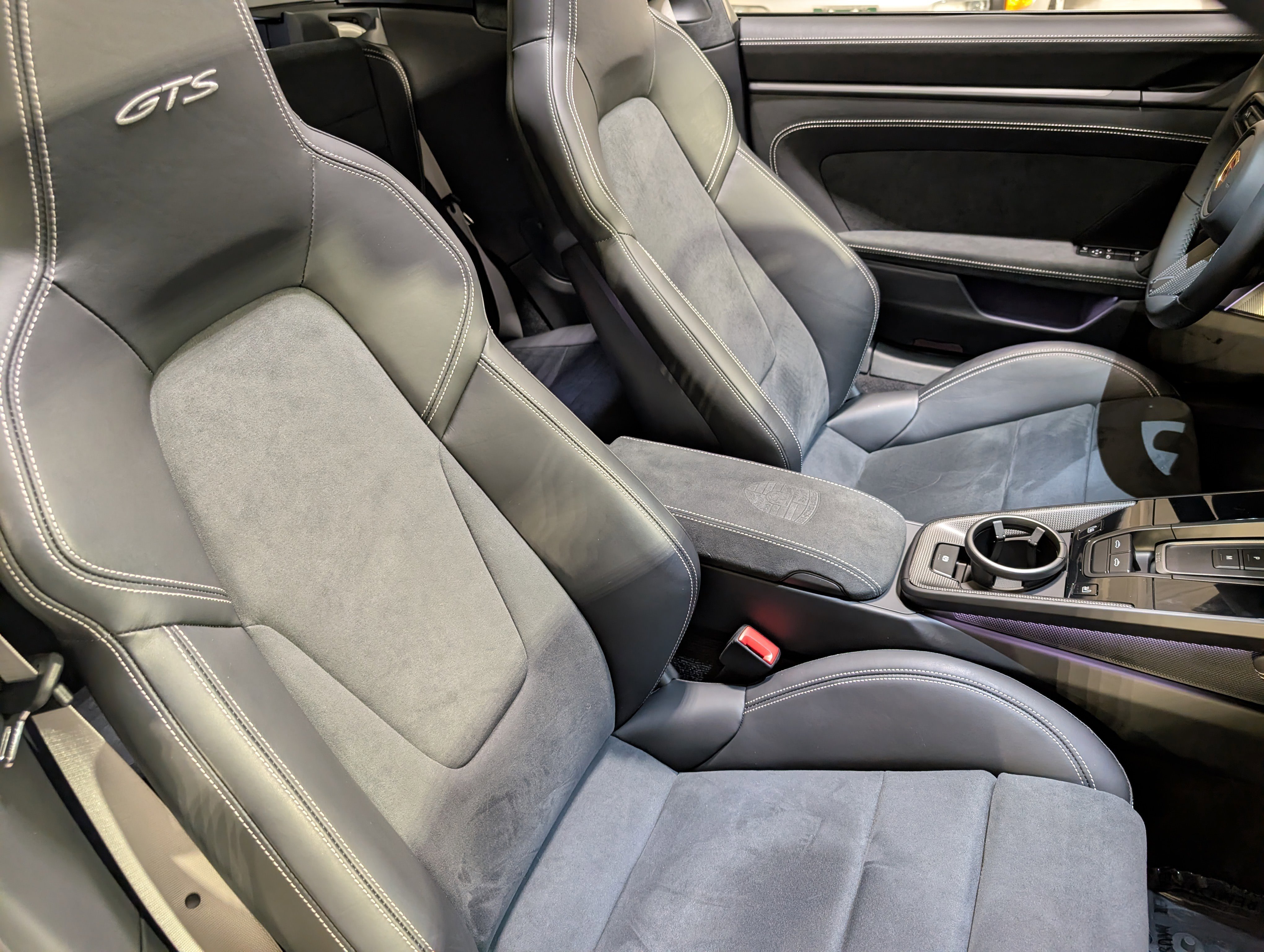 Used 2024 Porsche 911 Targa 4 GTS image 24