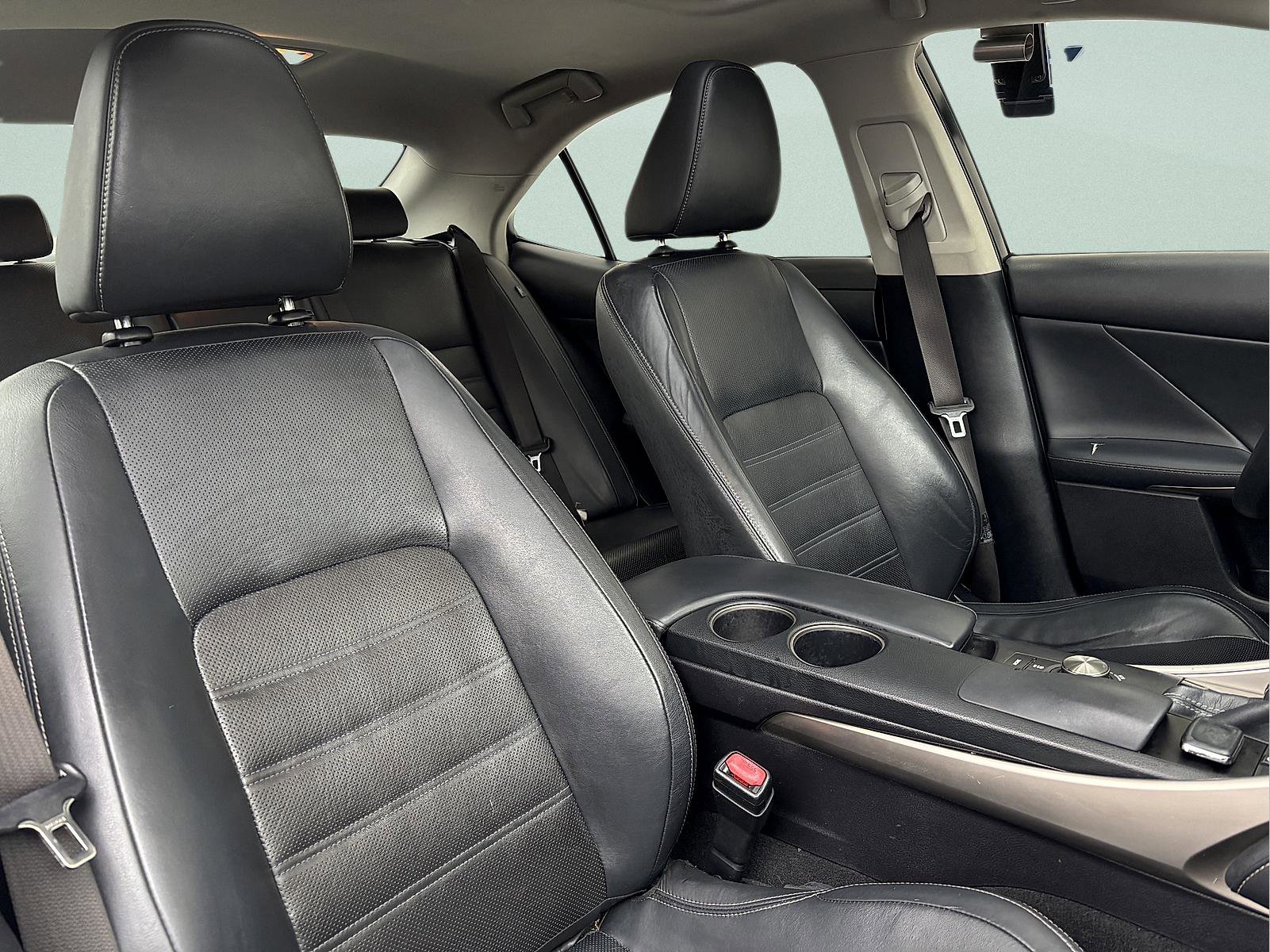 Used 2015 Lexus IS 250 AWD w/ Luxury Package image 36