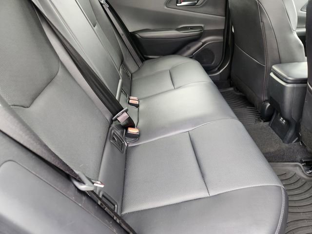 Used 2024 Toyota Prius XLE FWD image 31