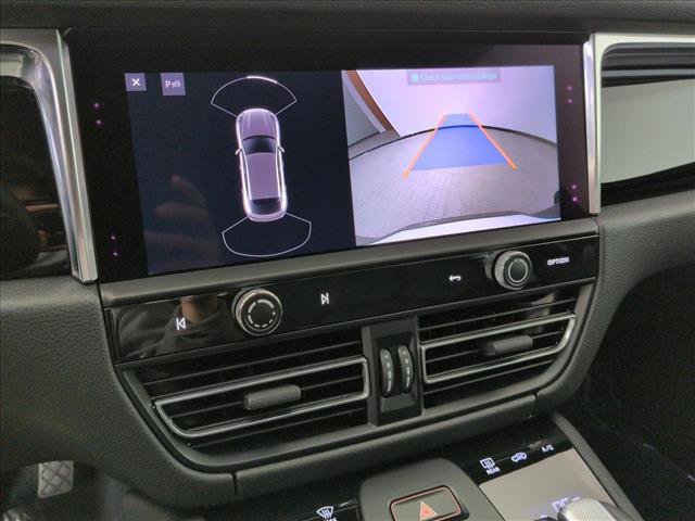 Certified 2025 Porsche Macan Turbo image 15