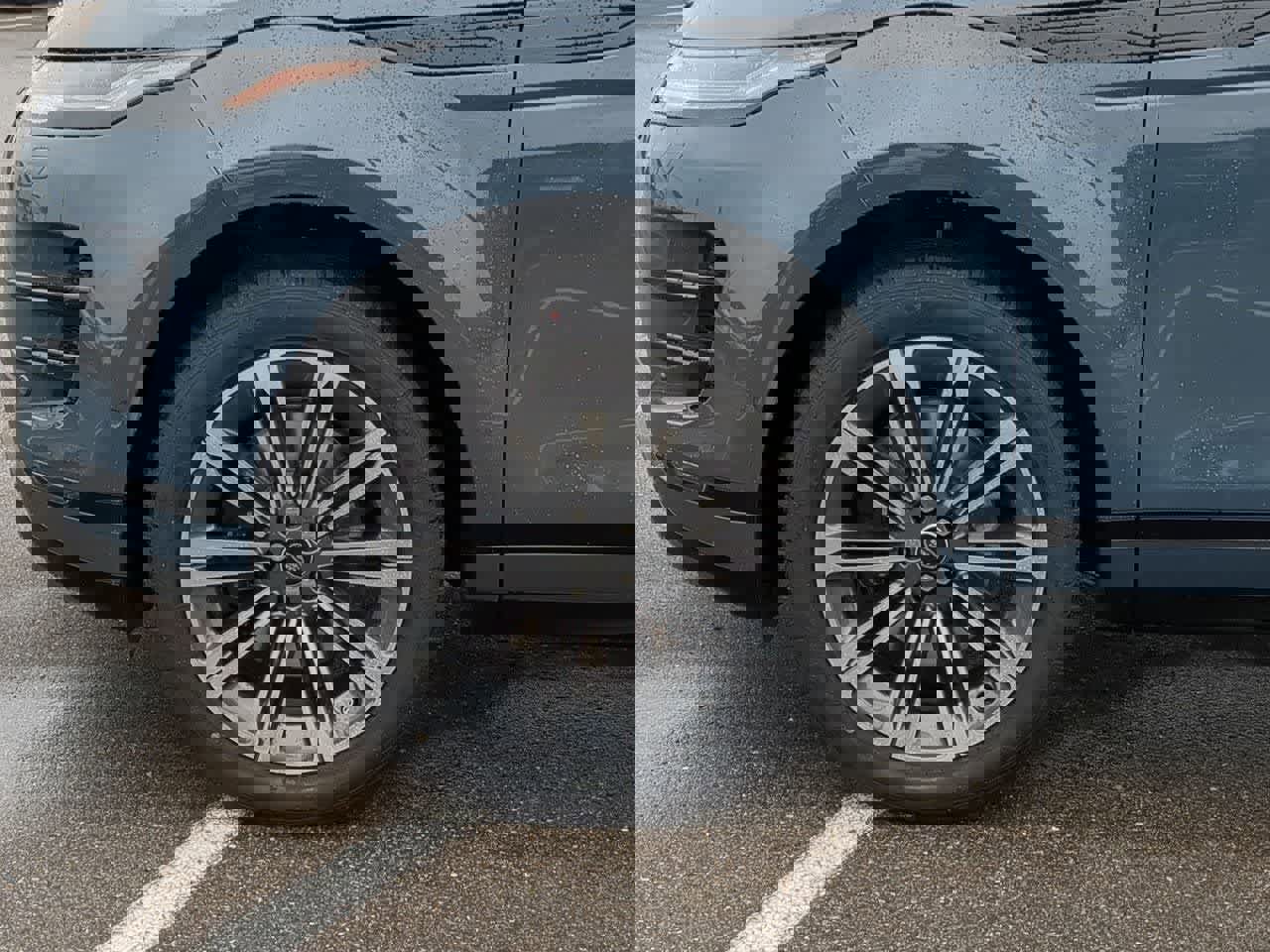 New 2026 Land Rover Range Rover Evoque Dynamic SE image 13