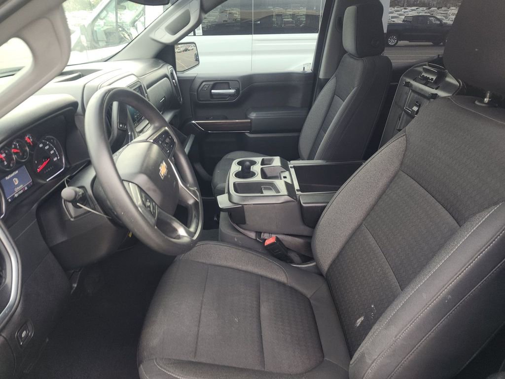 Used 2020 Chevrolet Silverado 1500 LT w/ Trailering Package image 12