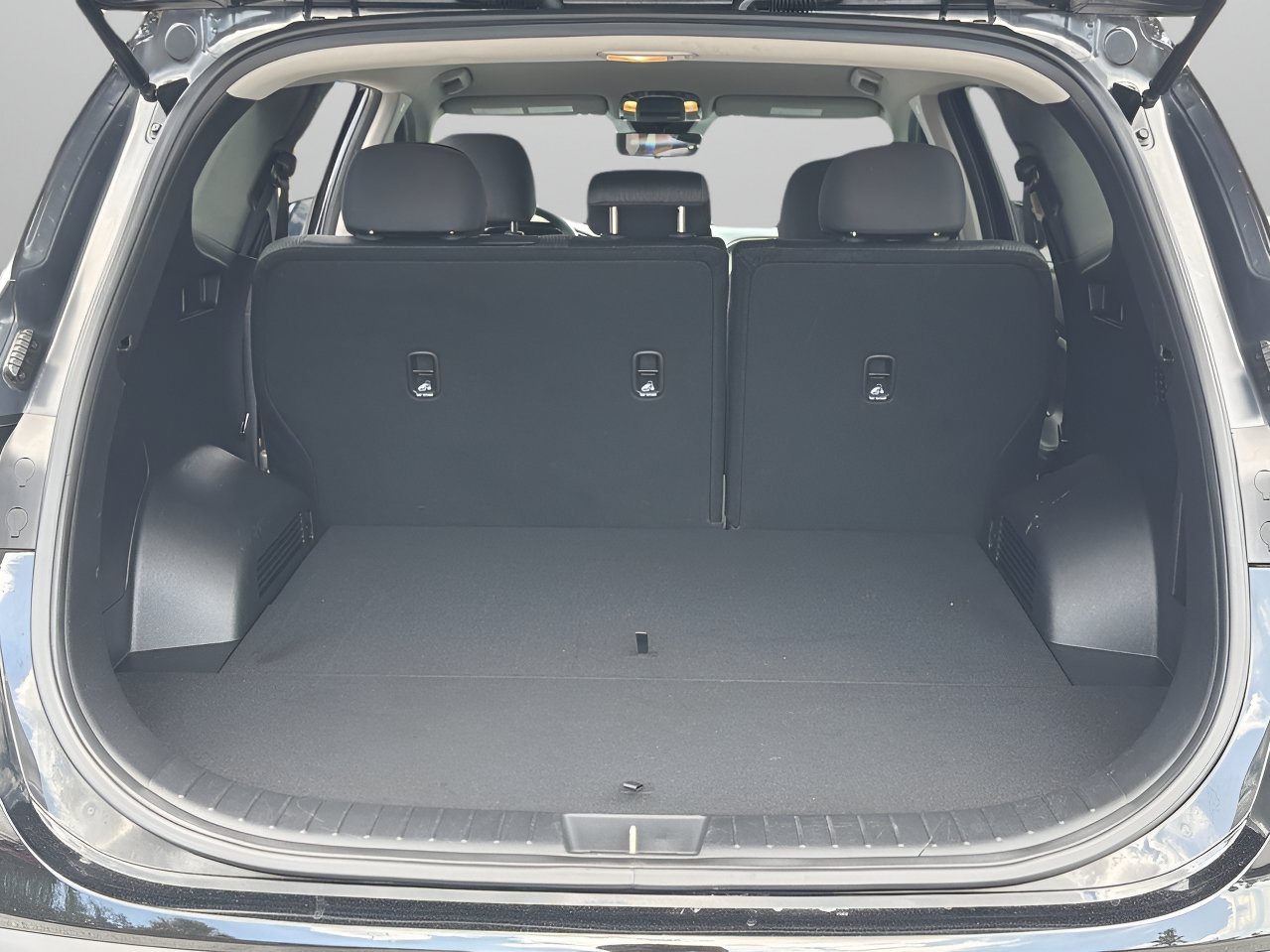 Used 2022 Hyundai Santa Fe SEL w/ Cargo Package AWD/4WD image 8